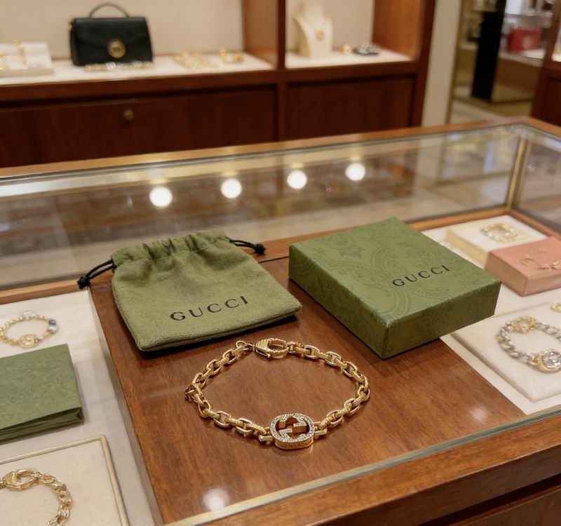 Gucci Bracelet 03yxs139